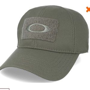 Oakley hat